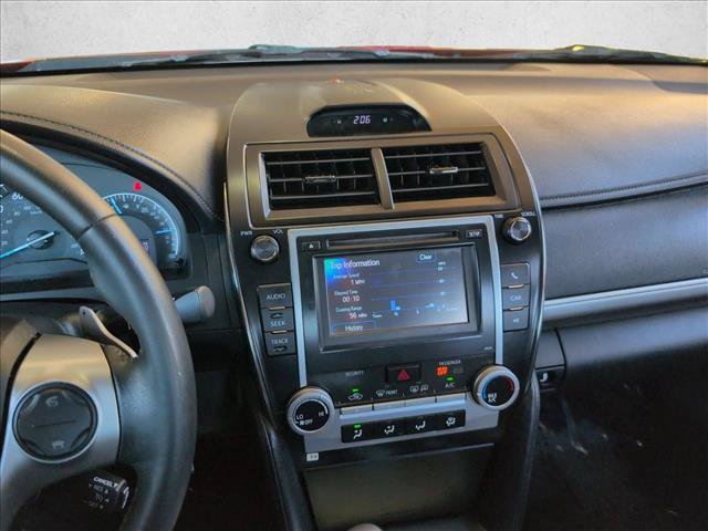 Used 2014 Toyota Camry SE FWD image 13