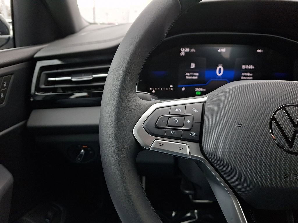 Certified 2025 Volkswagen Jetta Sport image 20