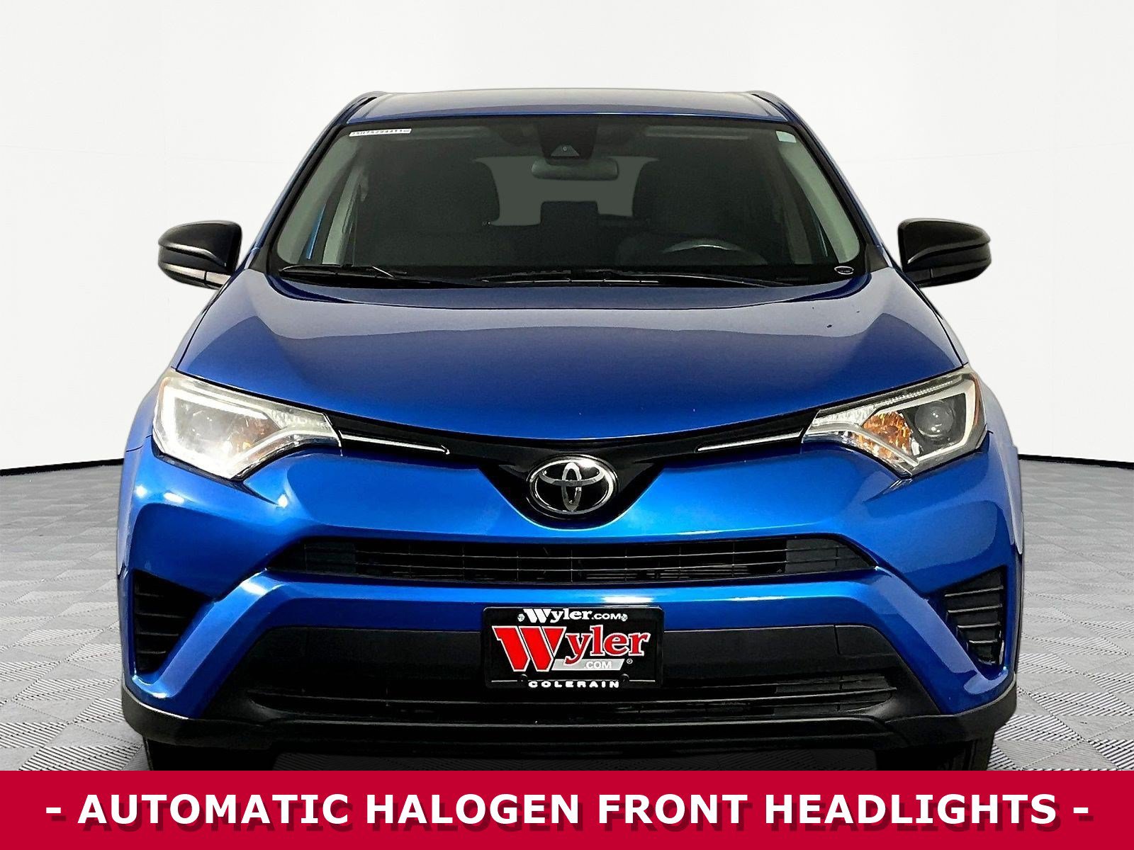 Used 2018 Toyota RAV4 LE w/ All Weather Liner Package FWD image 2
