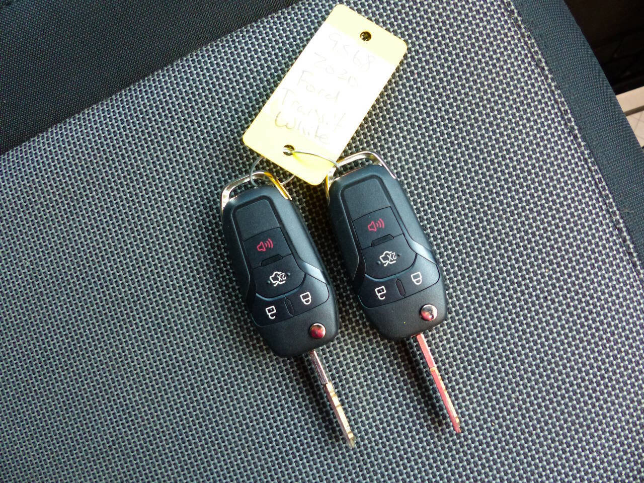 Used 2020 Ford Transit Connect XL image 39