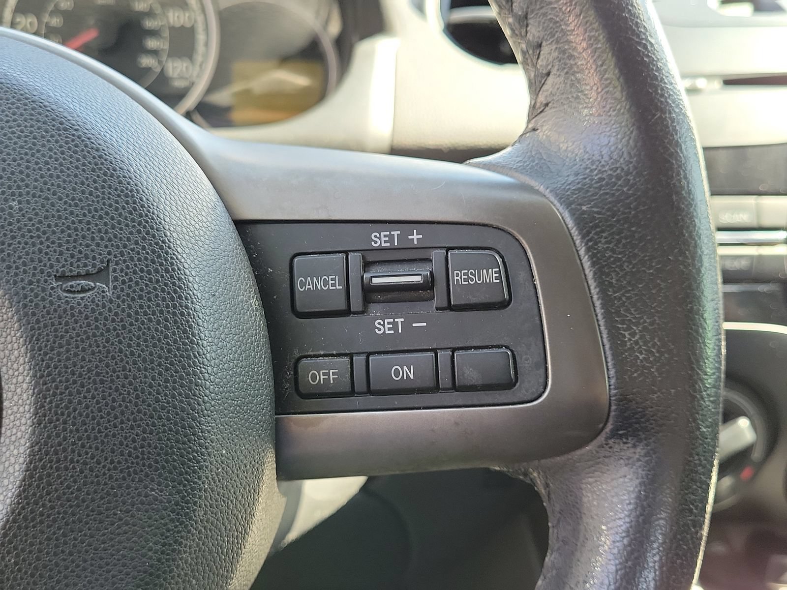 Used 2012 MAZDA MAZDA2 Touring FWD image 23