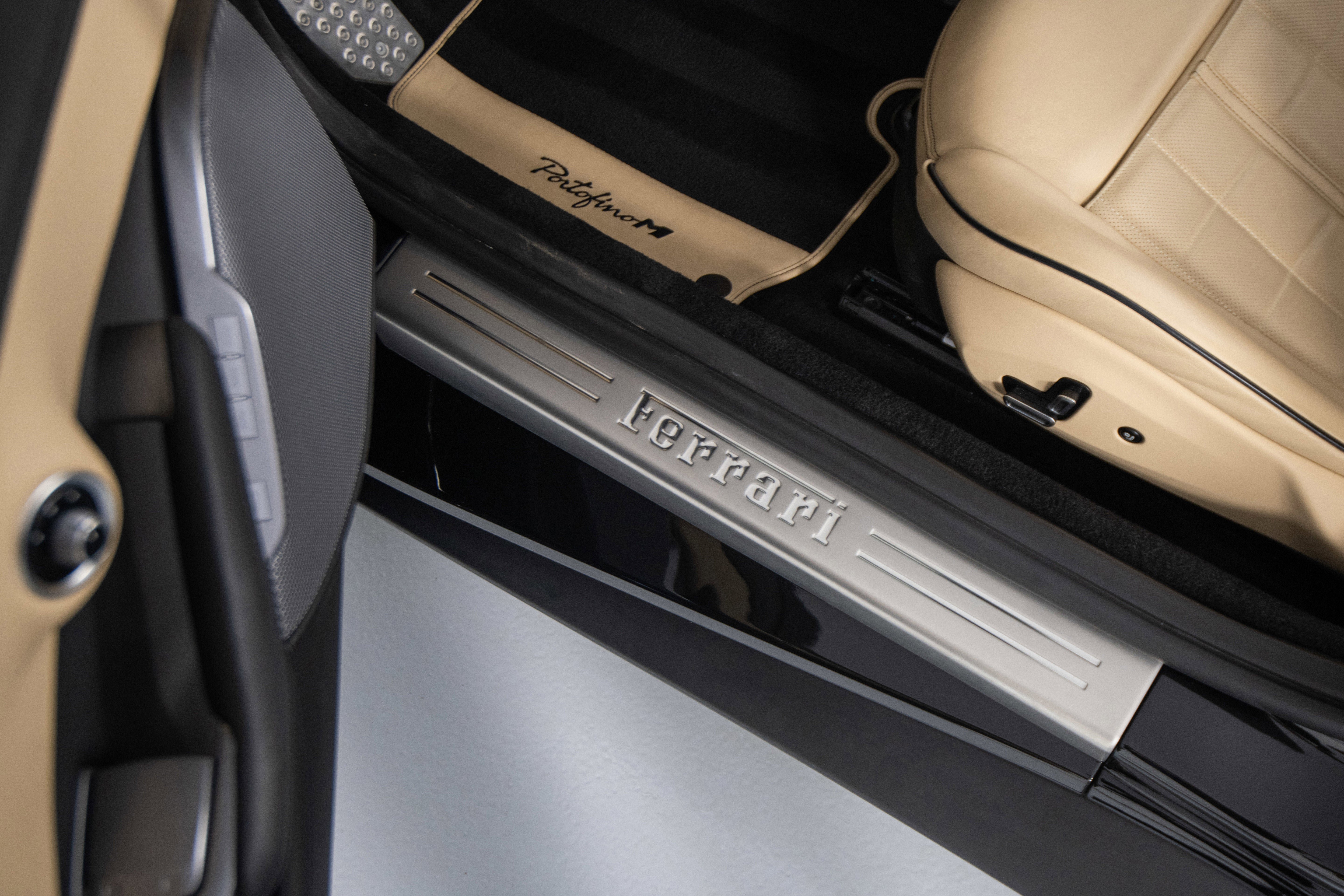 Certified 2022 Ferrari Portofino M image 12