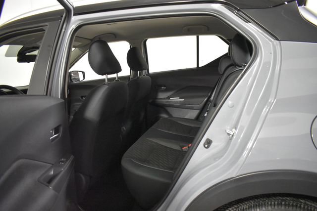 Certified 2023 Nissan Kicks SV image 26