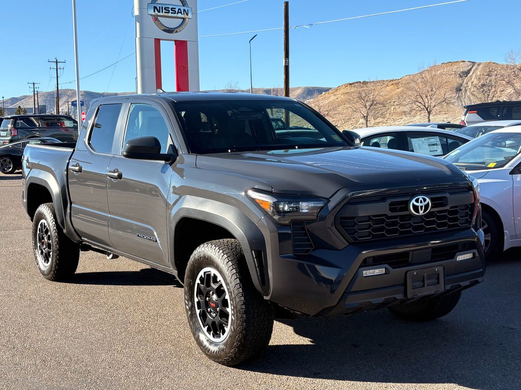 Used 2024 Toyota Tacoma TRD Off-Road image 7