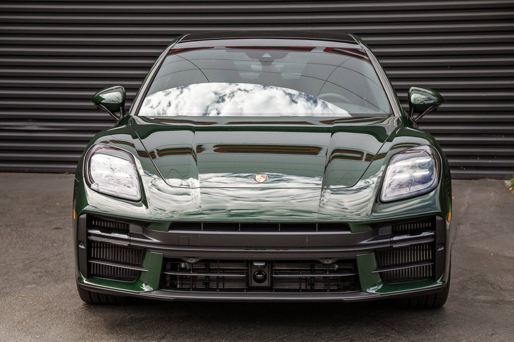 Used 2025 Porsche Panamera 4 image 7