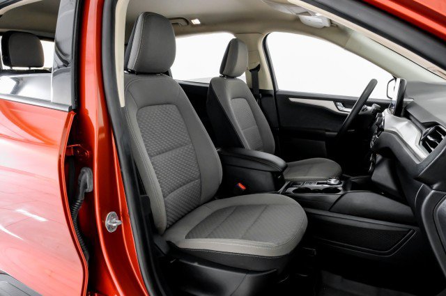 Used 2020 Ford Escape SE AWD/4WD image 36