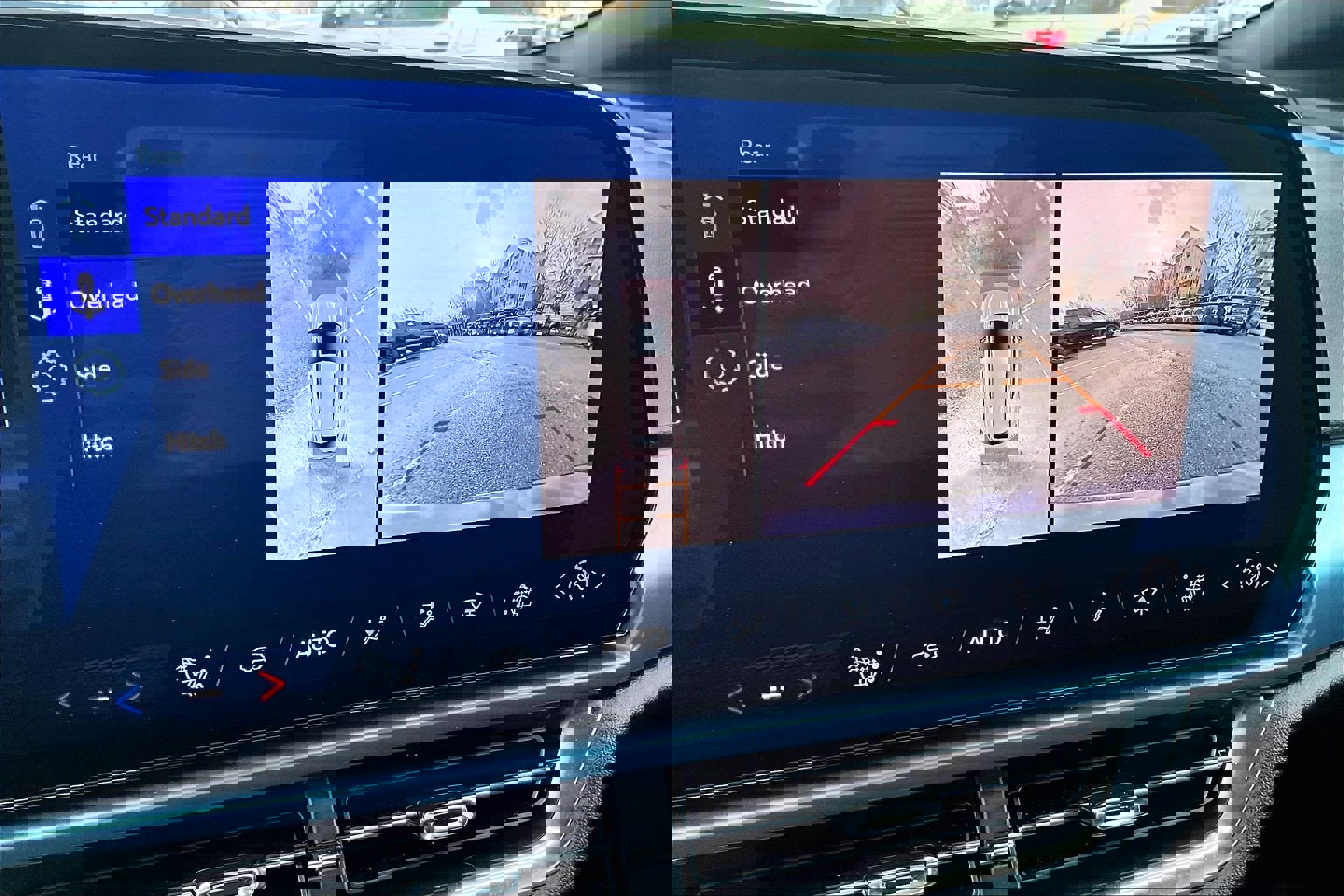 Used 2024 Chevrolet Equinox EV LT image 19