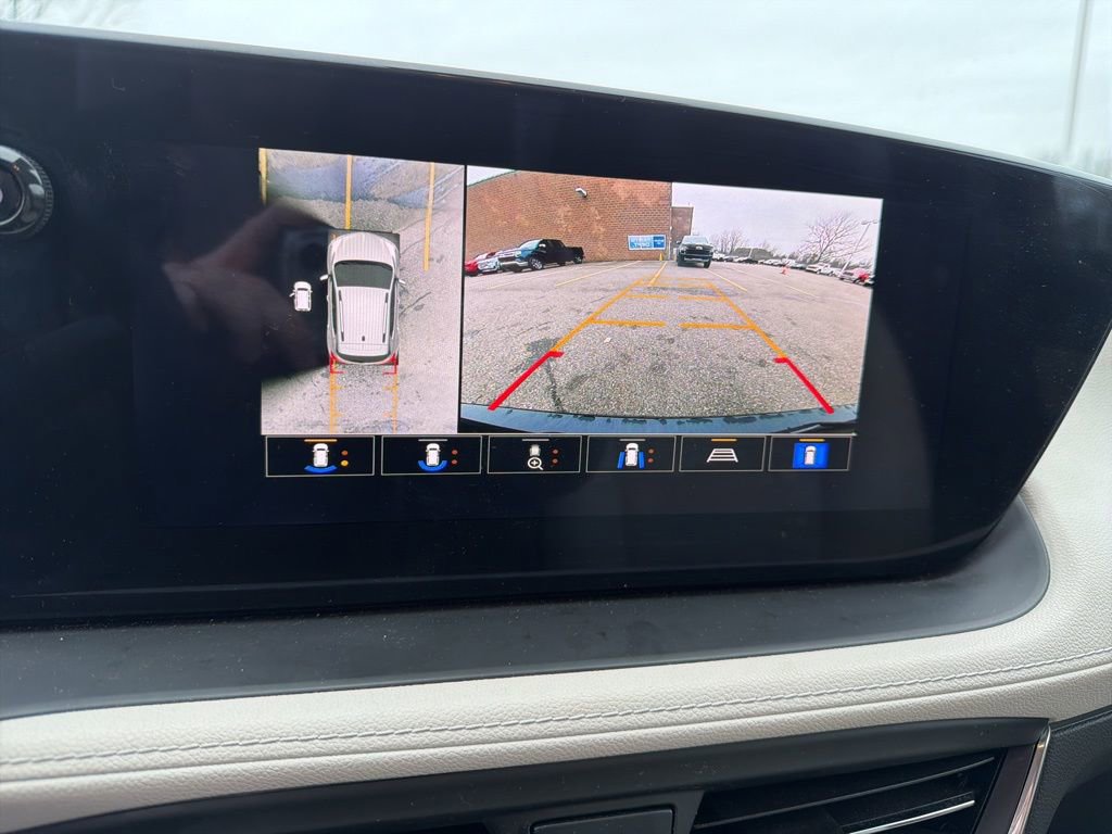 Used 2024 Buick Encore GX Sport Touring w/ Advanced Technology Package image 14