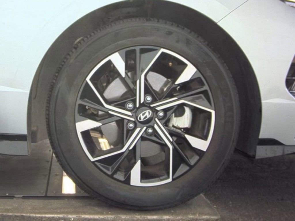 Used 2025 Hyundai Sonata SEL image 20