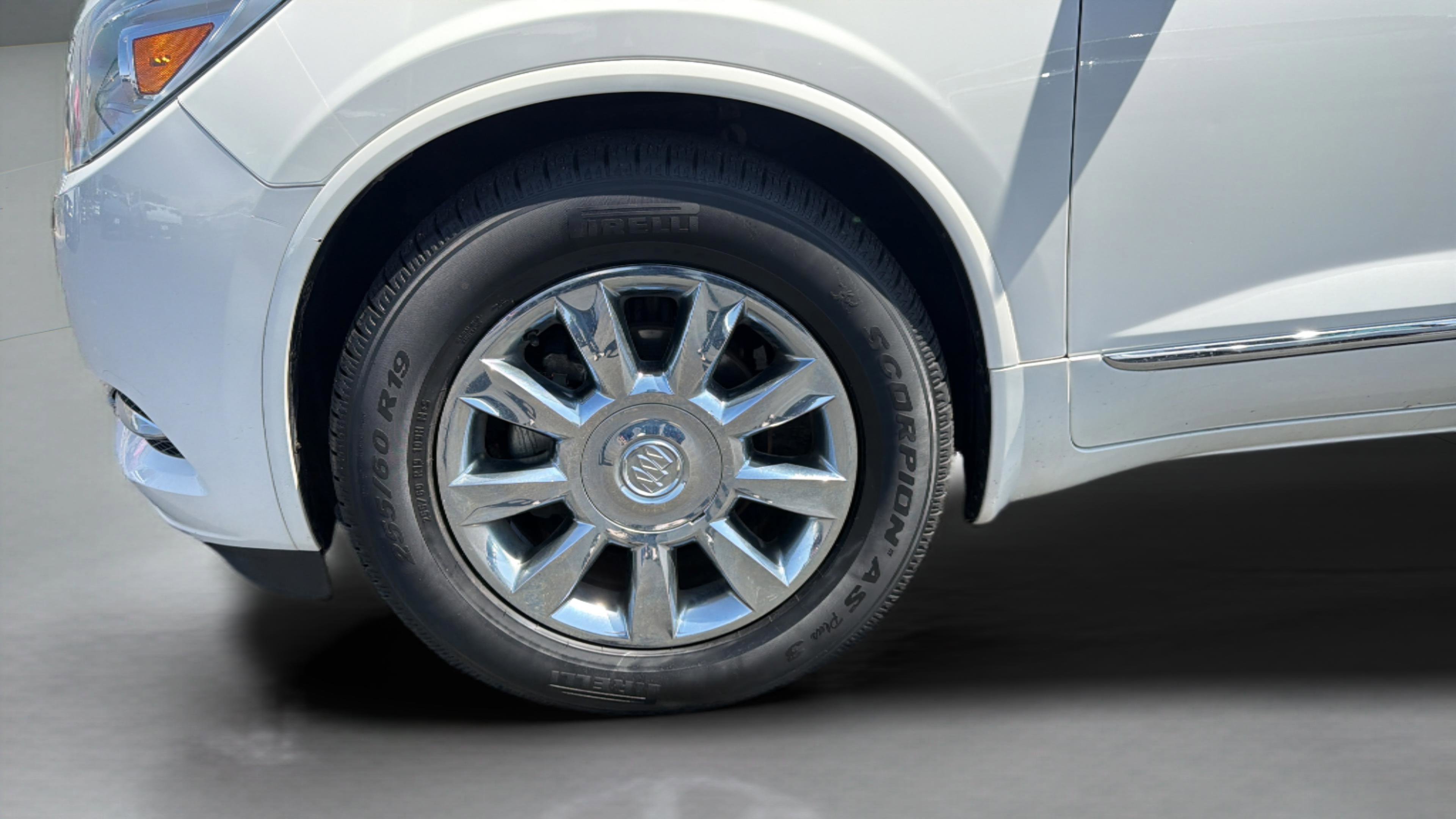 Used 2014 Buick Enclave Leather w/ Trailering Provision Package image 30