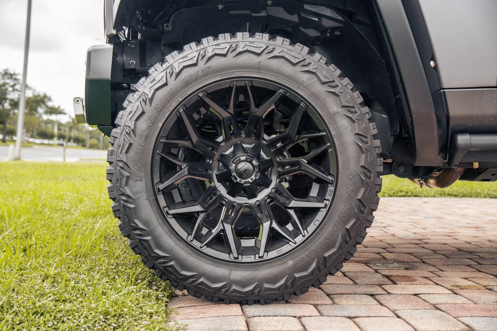 Used 2017 Jeep Wrangler Unlimited Sport w/ Quick Order Package 24S AWD/4WD image 15