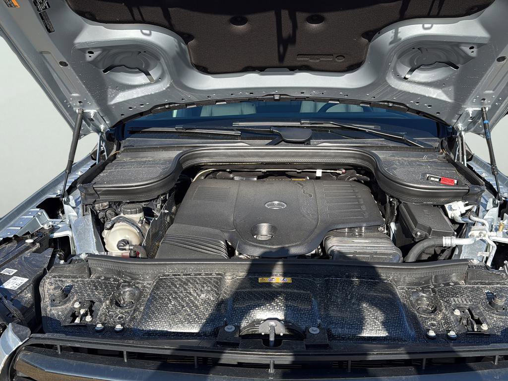 Certified 2026 Mercedes-Benz GLS 450 4MATIC image 23