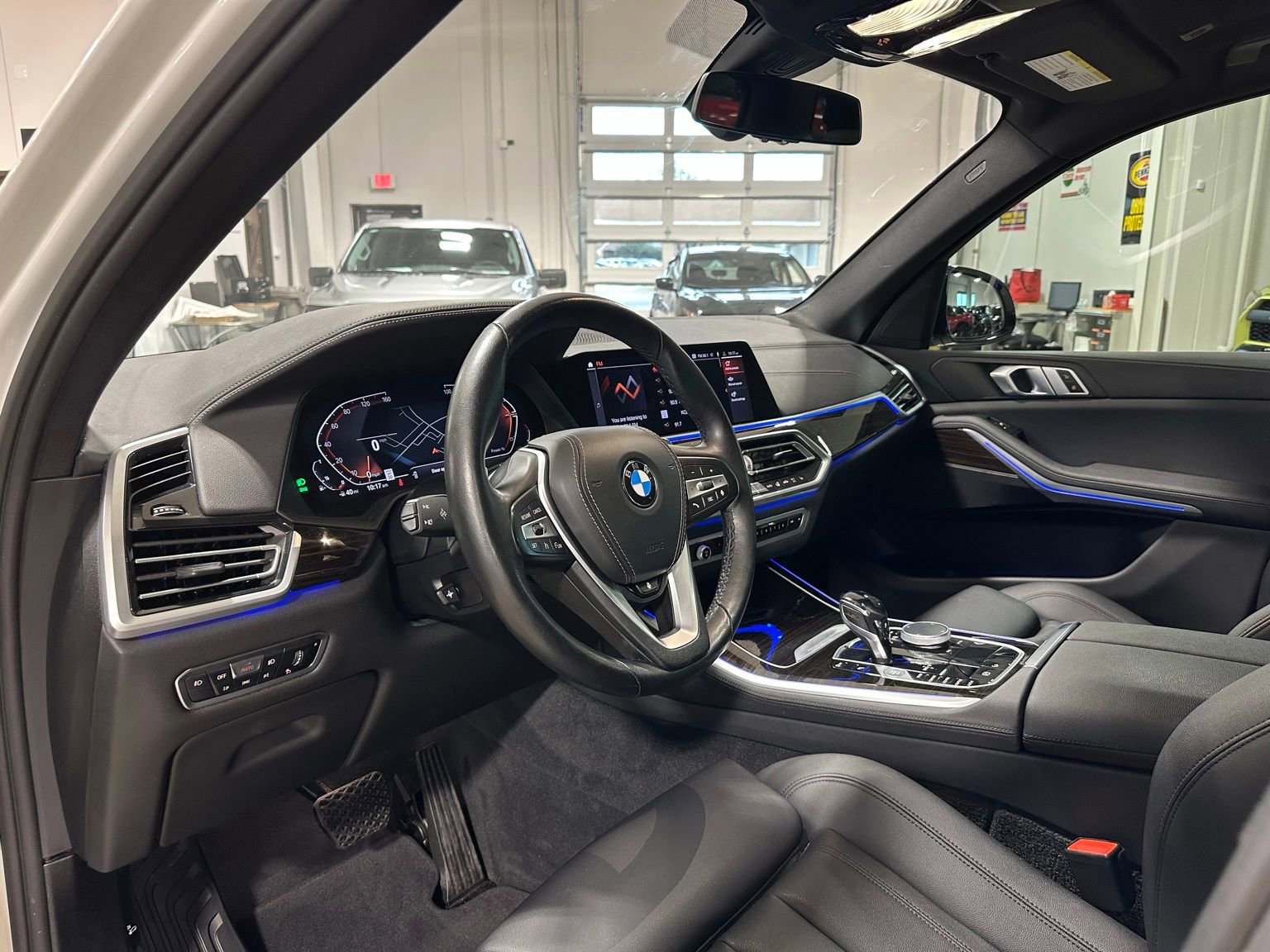 Used 2021 BMW X5 xDrive40i w/ Convenience Package AWD/4WD image 15