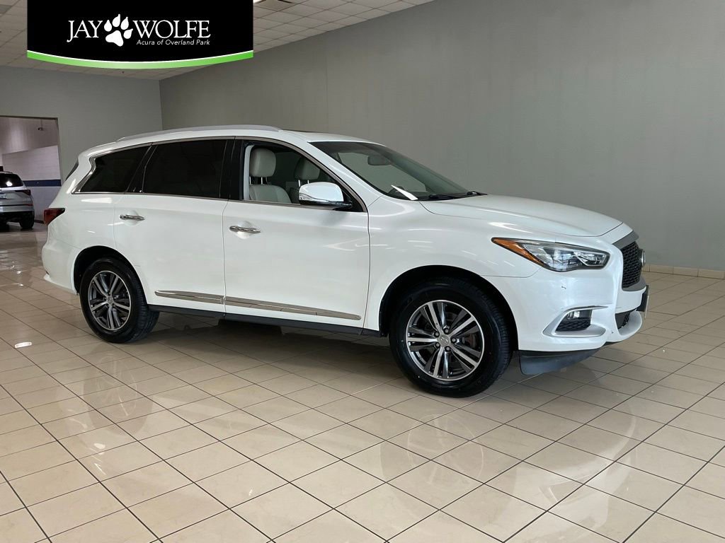 Used 2016 INFINITI QX60 Luxe w/ Premium Package