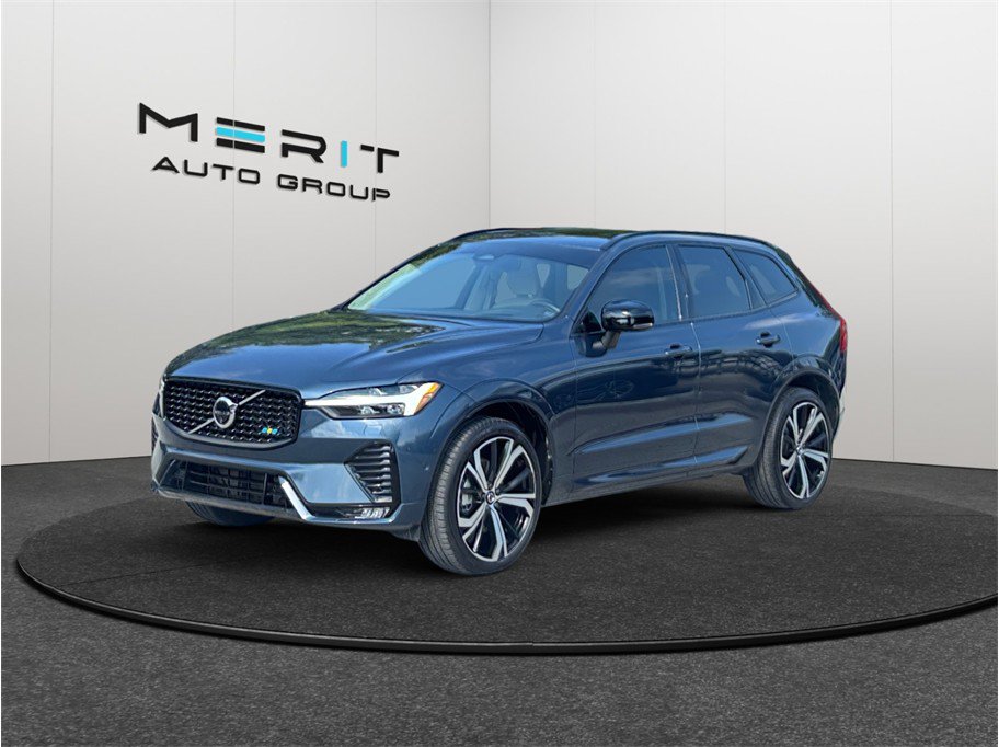 Used 2024 Volvo XC60 B5 Ultimate AWD/4WD image 4