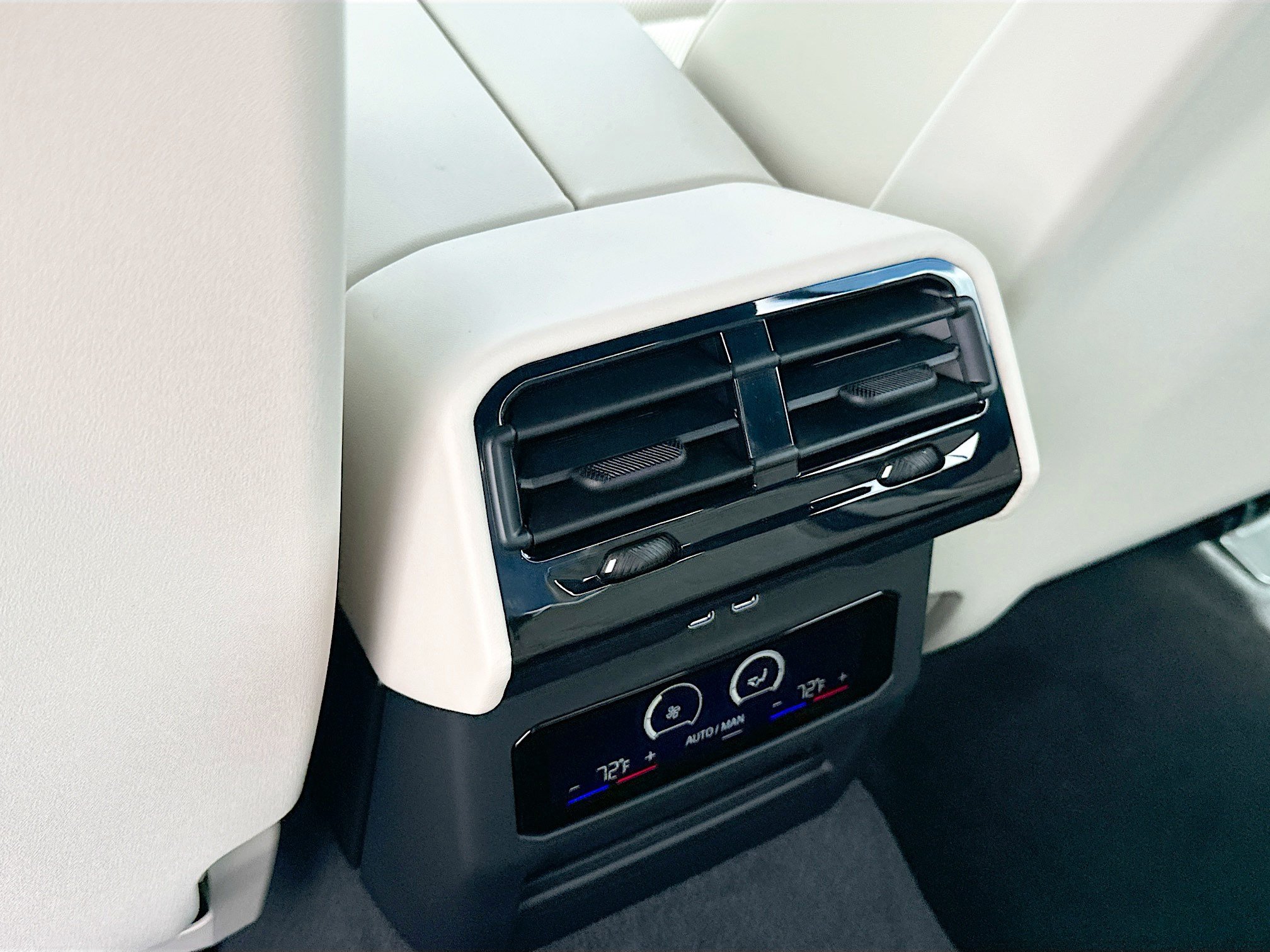 New 2026 BMW 530i w/ Premium Package RWD image 19