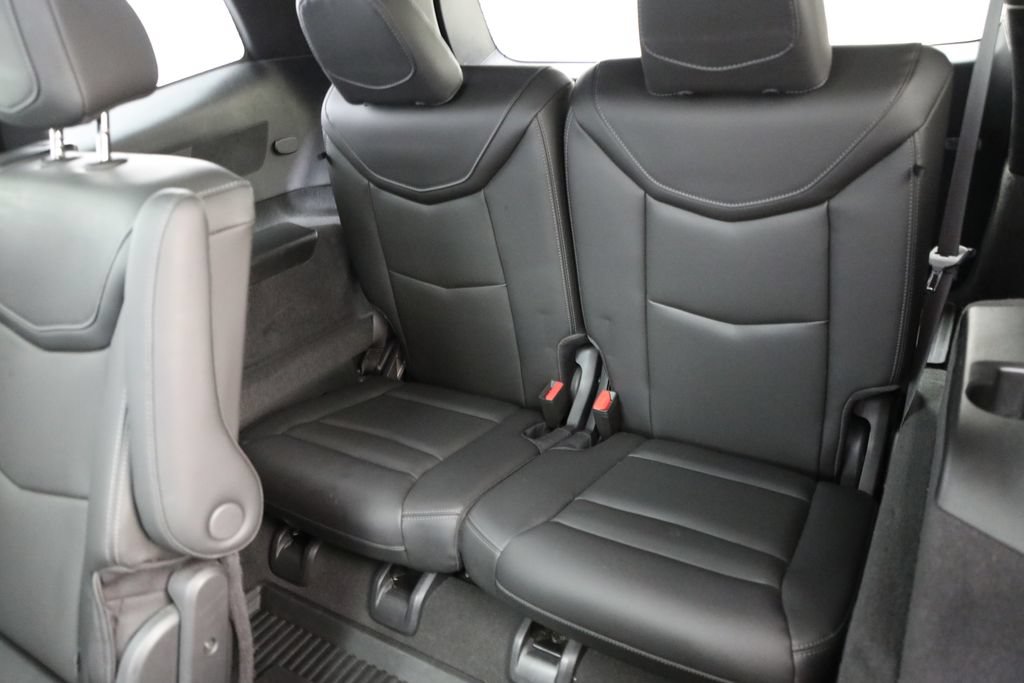 Used 2024 Cadillac XT6 Sport w/ LPO, Onyx Lite Package AWD/4WD image 13