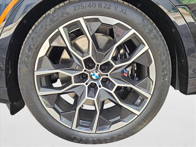 New 2026 BMW X7 M60i image 16