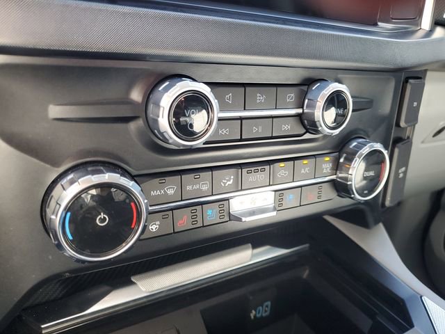 Certified 2024 Ford F450 Limited w/ FX4 Off-Road Package image 27