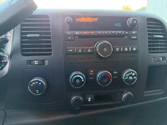 Used 2012 Chevrolet Silverado 1500 LT image 24