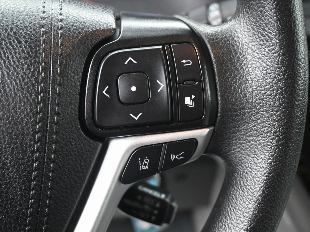Used 2019 Toyota Sienna LE image 29