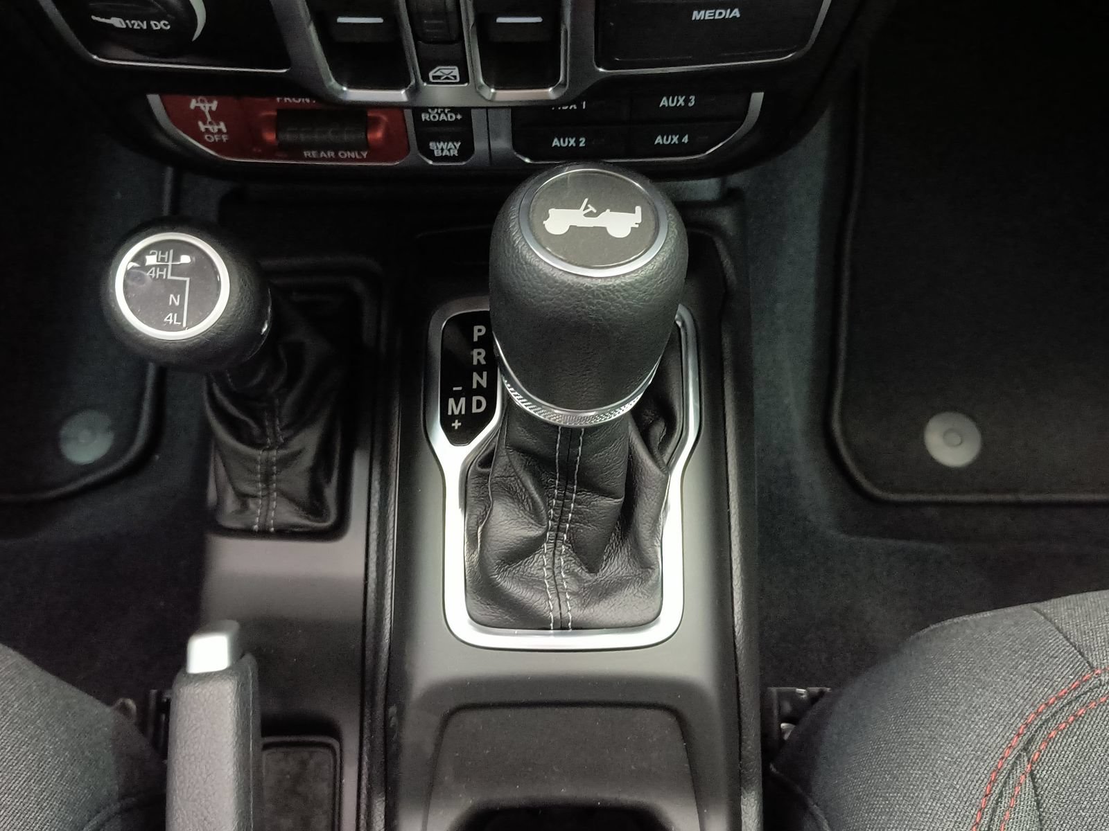 New 2026 Jeep Wrangler Unlimited Rubicon AWD/4WD image 14