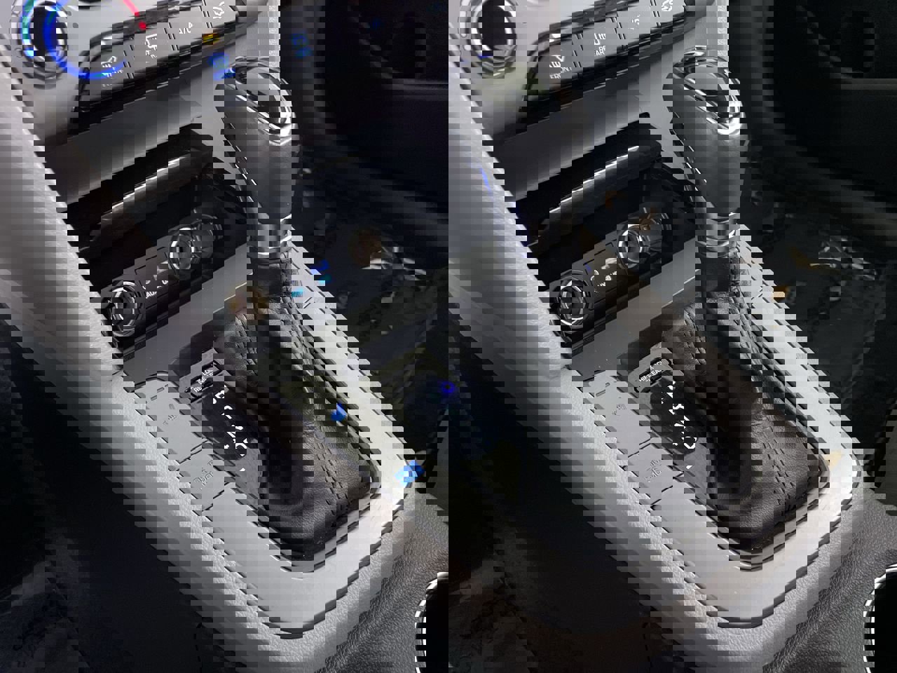 Used 2017 Hyundai Elantra Limited image 17