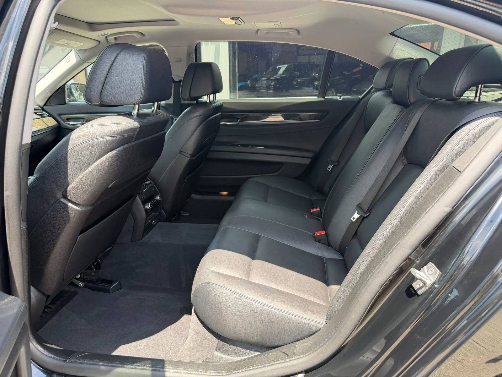 Used 2015 BMW 740Li RWD image 17