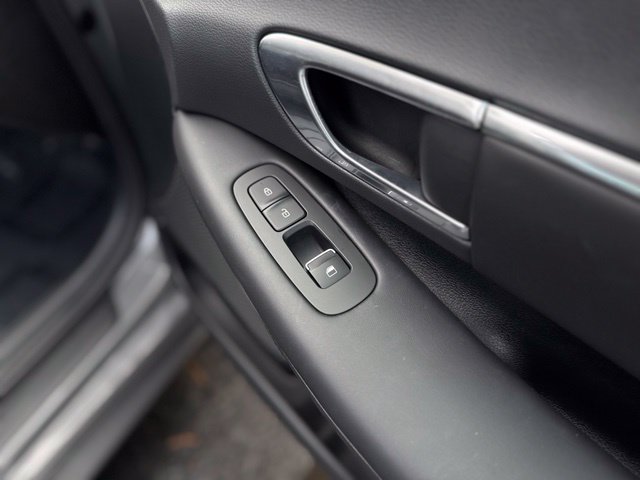 Used 2023 Hyundai Sonata Blue FWD image 16
