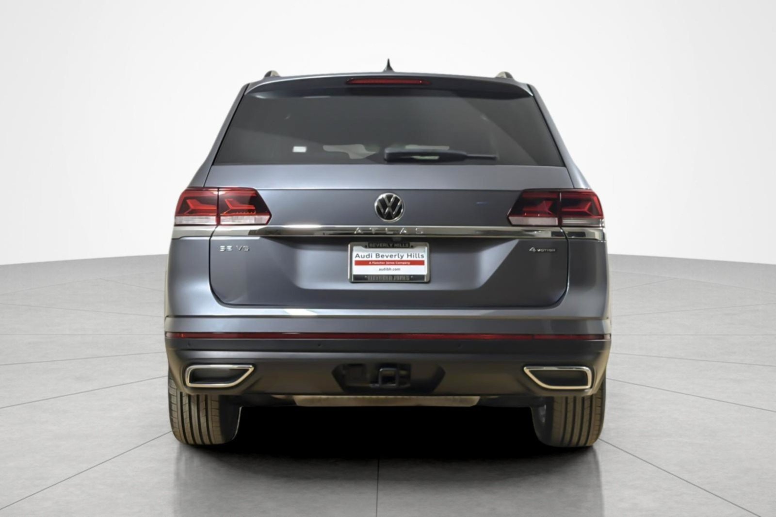 Used 2023 Volkswagen Atlas SE AWD/4WD image 4