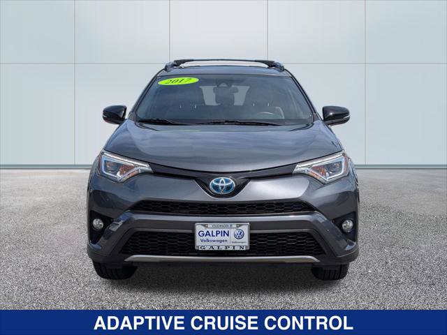 Used 2017 Toyota RAV4 SE image 8