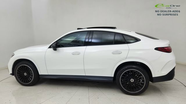 Used 2025 Mercedes-Benz GLC 300 4MATIC image 4