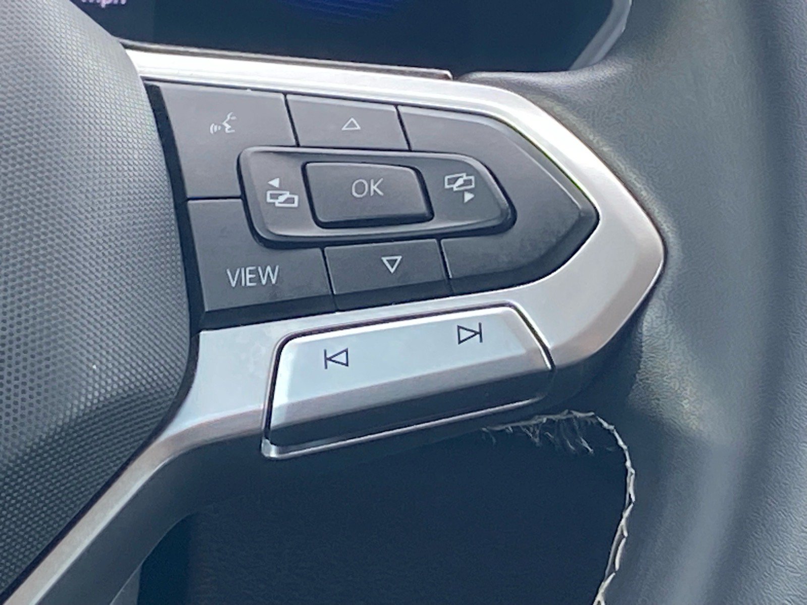 Certified 2023 Volkswagen Tiguan S AWD/4WD image 8