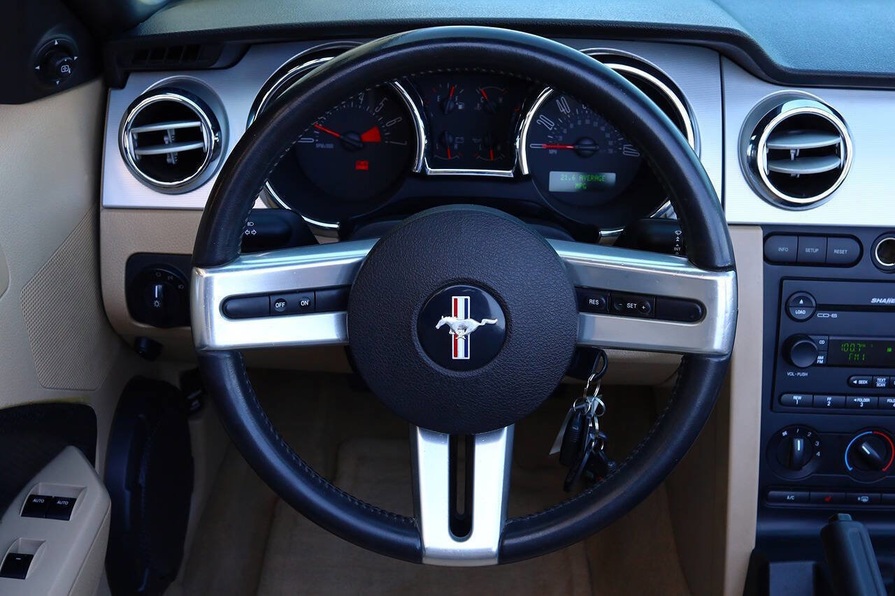 Used 2007 Ford Mustang Premium RWD image 19
