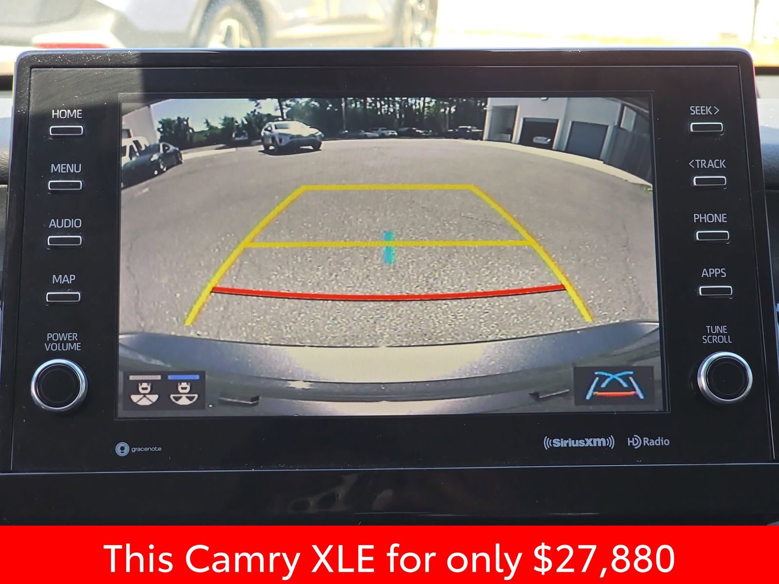 Used 2024 Toyota Camry XLE FWD image 29