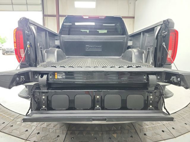 Used 2025 GMC Sierra 1500 SLT image 45