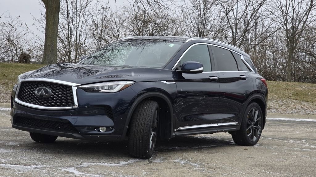 Used 2019 INFINITI QX50 Essential w/ Sensory Package image 13