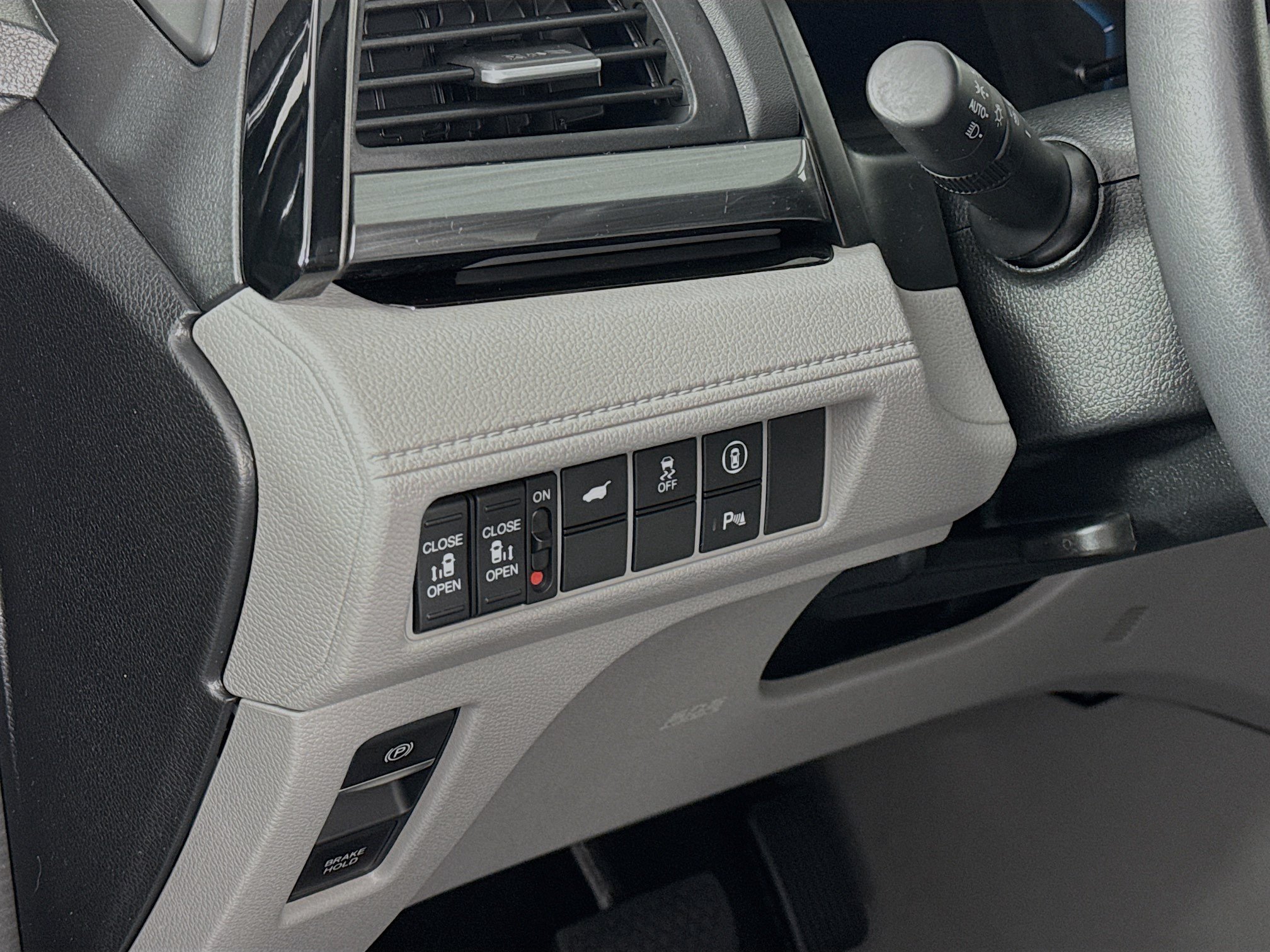 Certified 2024 Honda Odyssey Elite image 10