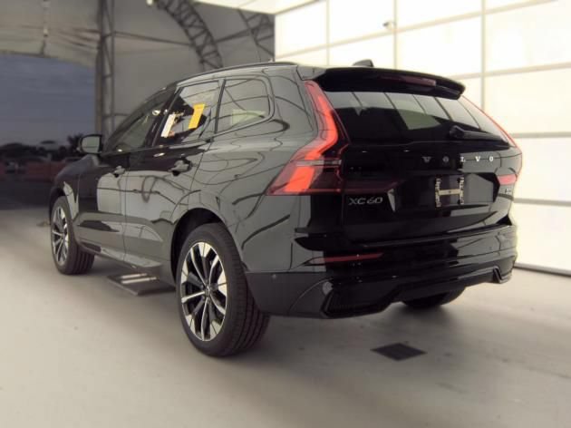 Used 2026 Volvo XC60 B5 Plus AWD/4WD image 8