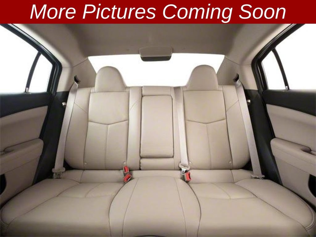 Used 2013 Chrysler 200 Limited FWD image 12