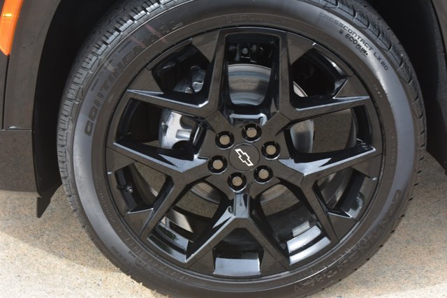 New 2026 Chevrolet Traverse RS w/ LPO, Floor Liner Package FWD image 11