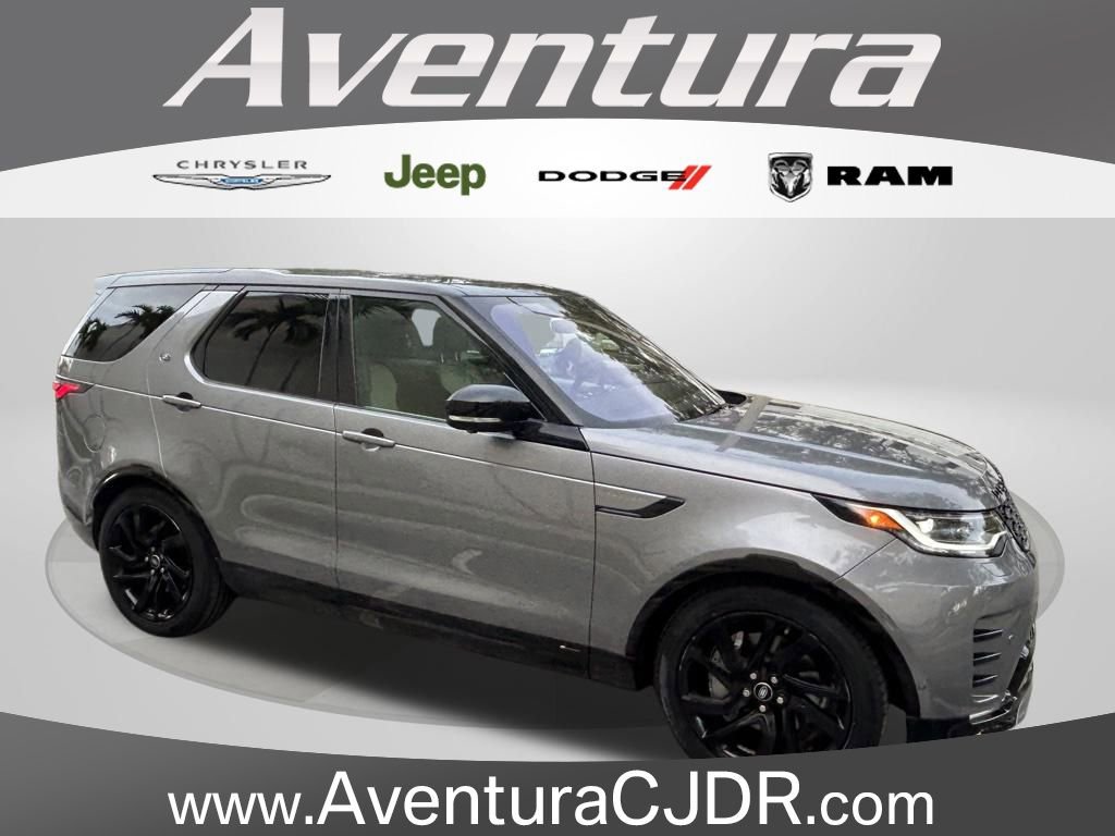 Used 2021 Land Rover Discovery S R-Dynamic image 1