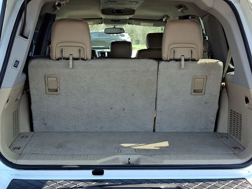 Used 2013 Nissan Armada SV image 28