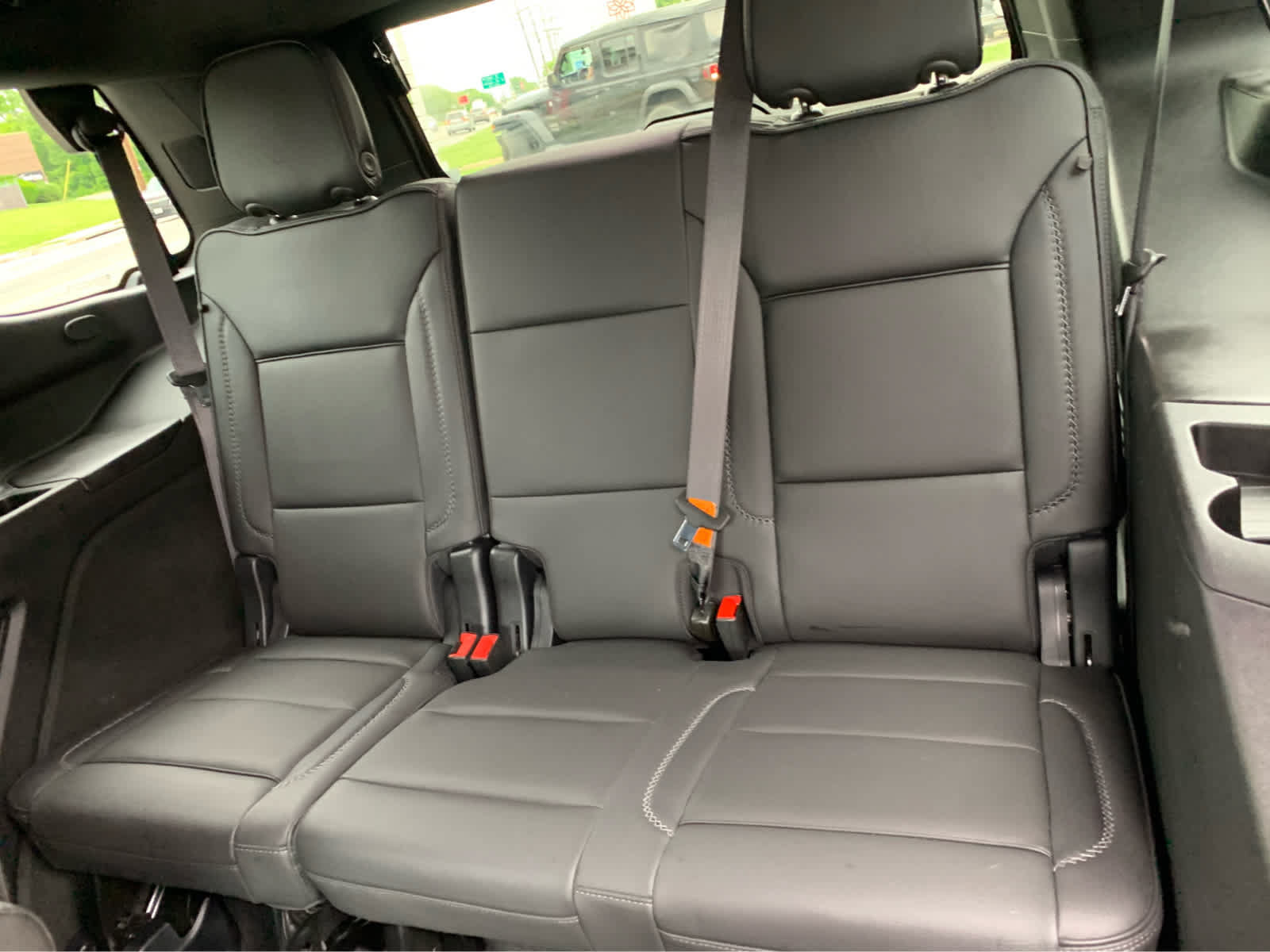 Used 2024 GMC Yukon Denali AWD/4WD image 25