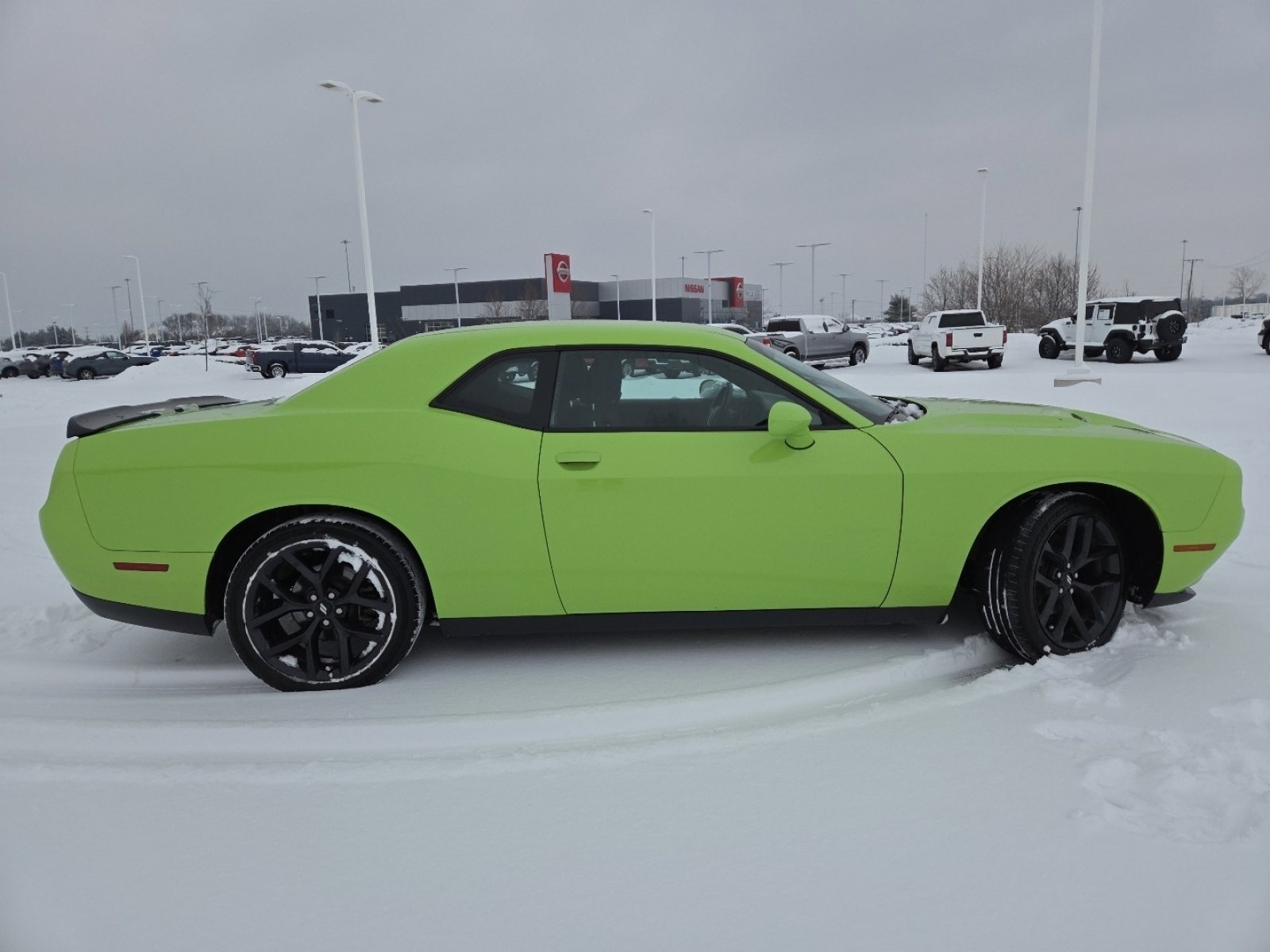 Used 2019 Dodge Challenger SXT w/ Blacktop Package image 17