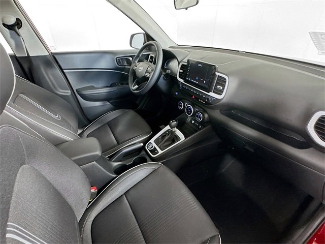 New 2025 Hyundai Venue Limited image 23