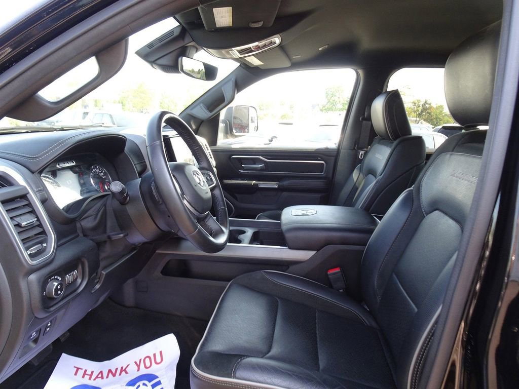Used 2022 RAM 1500 Laramie w/ Sport Appearance Package image 12