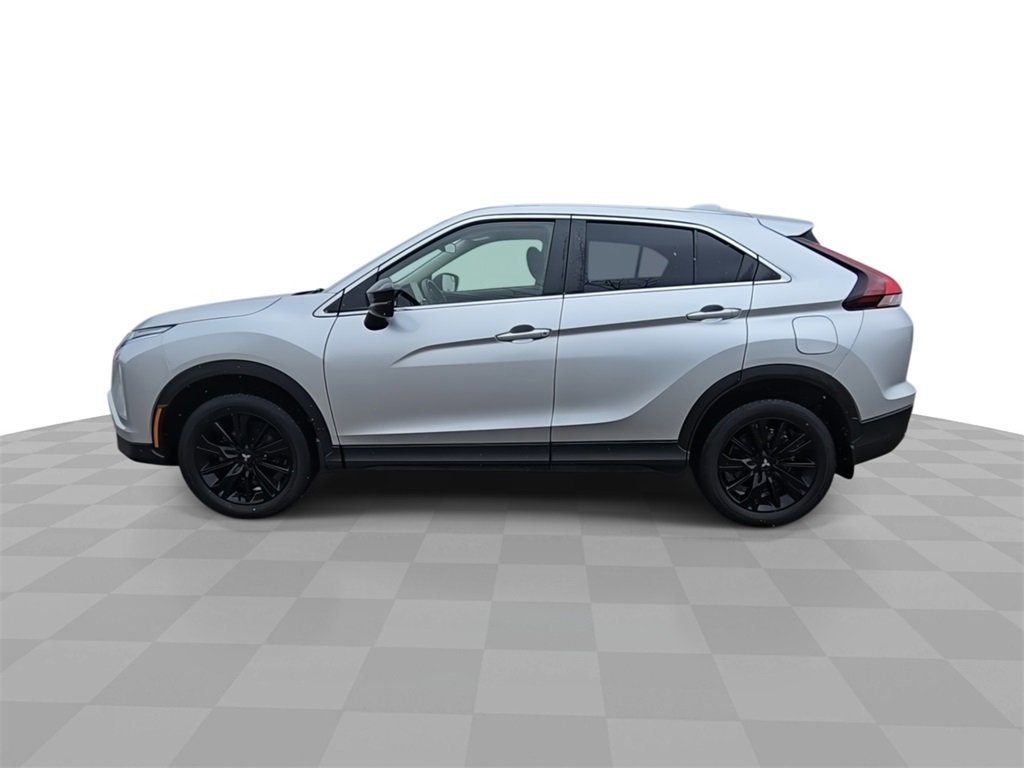Used 2023 Mitsubishi Eclipse Cross LE image 5