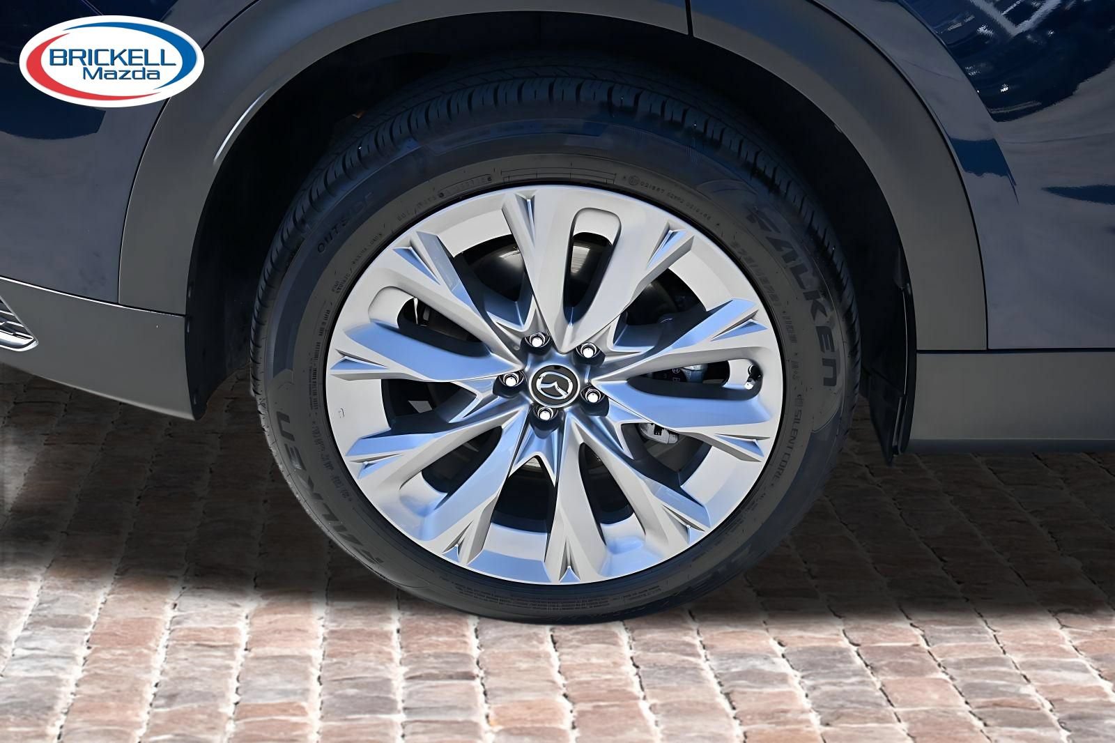 Used 2026 MAZDA CX-90 Plug-In Hybrid w/ Preferred AWD/4WD image 41