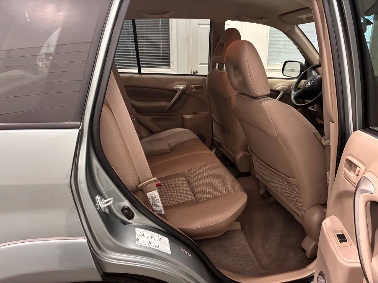 Used 2005 Toyota RAV4 4WD image 14